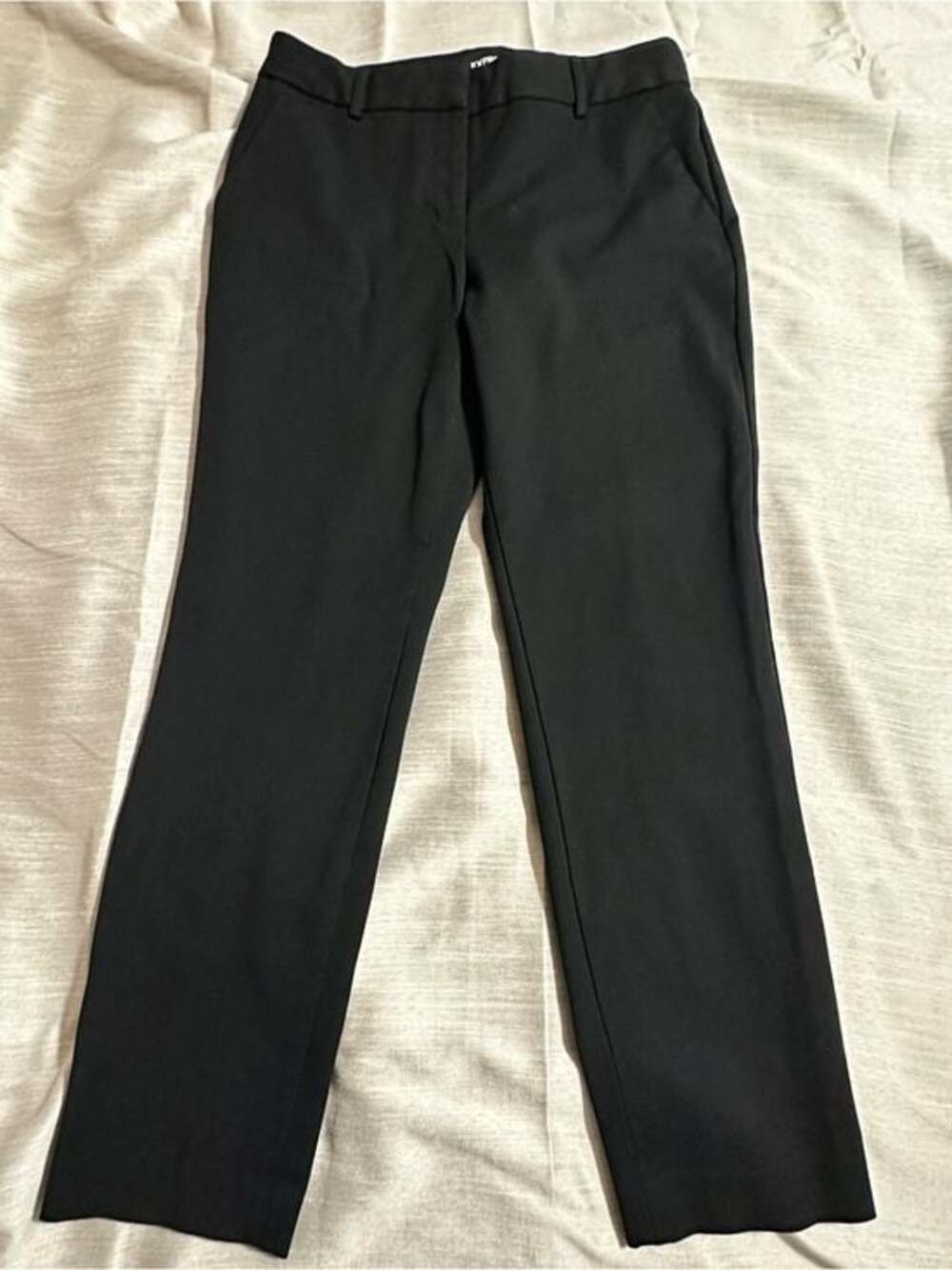 Women’s Express Black Dress Pants - Columnist Ankle Size 6